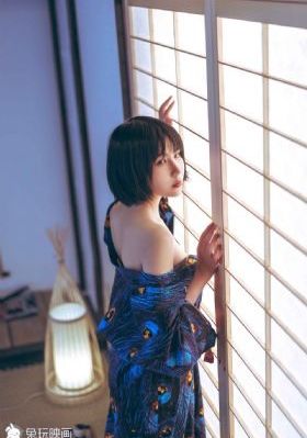丰满白嫩的小寡妇水潮喷了_720全集免费观看