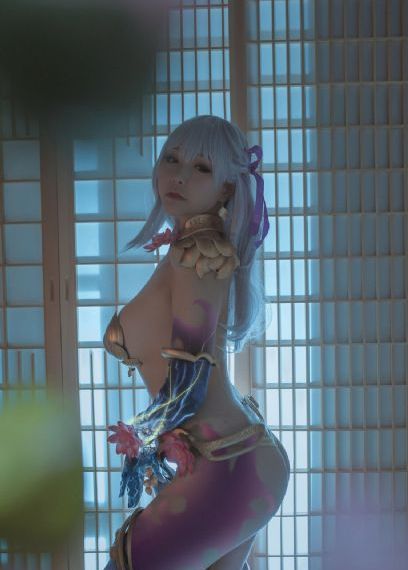 18禁美女裸体网站免费扒内衣_BD在线手机播放