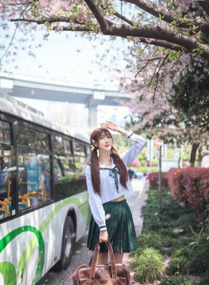 护士大爆乳双腿张开自慰喷水黄网站_720超清在线观看