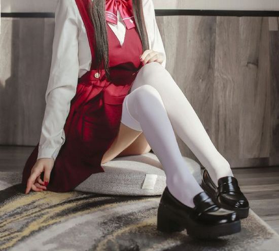 美女黄色二区_4K完整在线观看