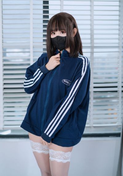 18处破外女在线播放免费_暖暖免费观看视频